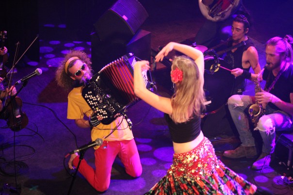 Lemon Bucket Orkestra par Olivier Dénommée